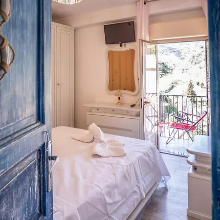 Casa In Montagna Vicino Al Mare 아파트
